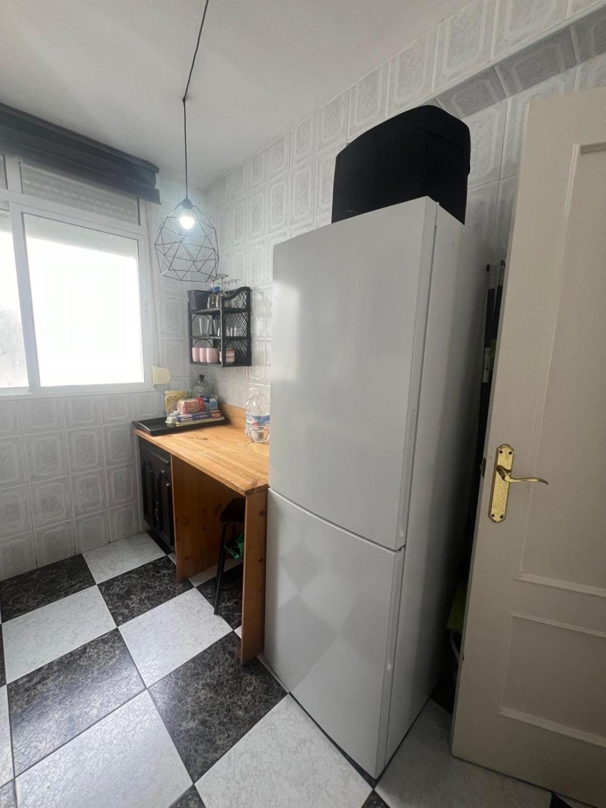 Habitacion 3 - 3 Planta Sin Ascensor En Piso Compartido No Es Piso Entero! Fuengirola Ngoại thất bức ảnh