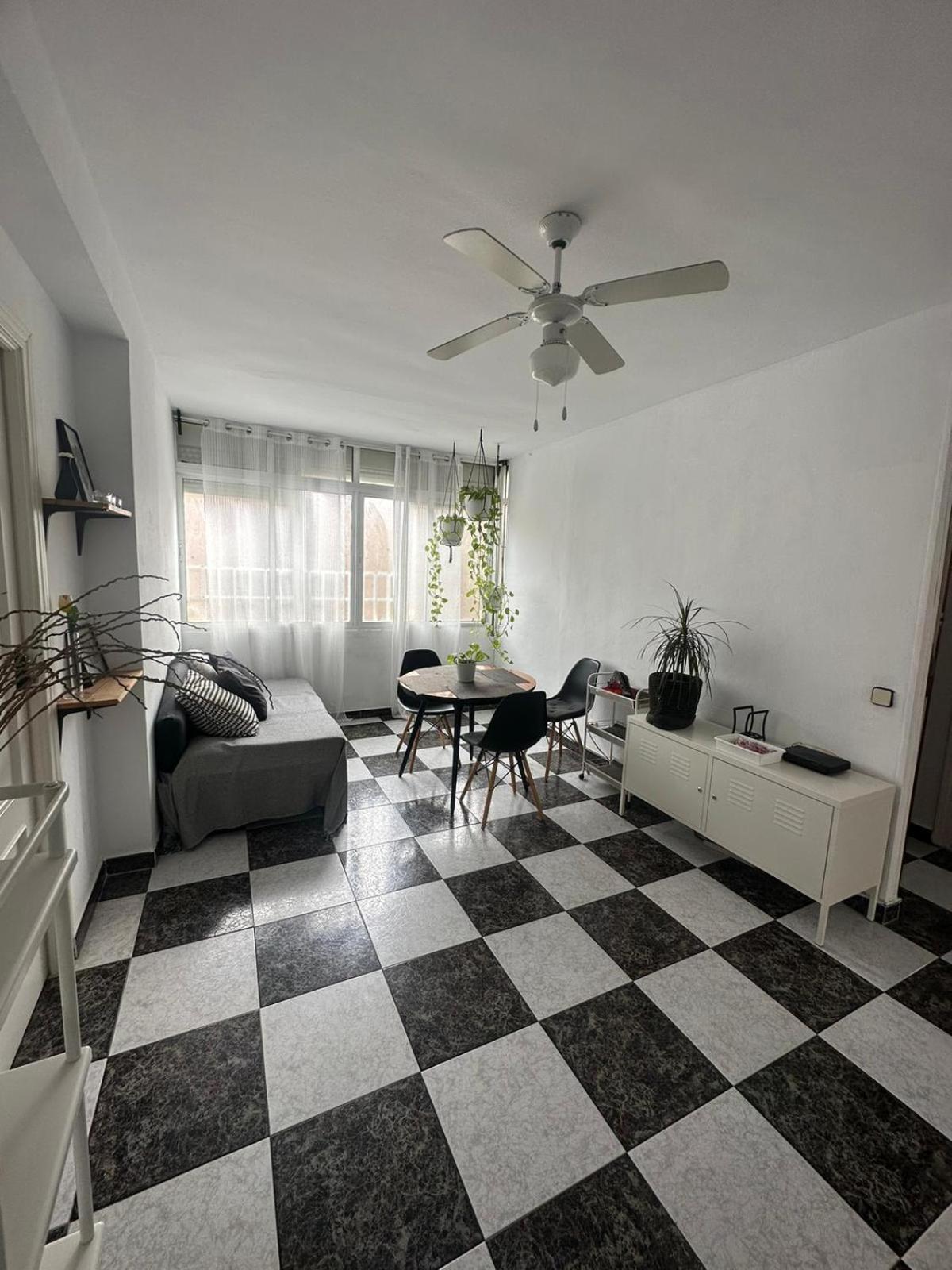 Habitacion 3 - 3 Planta Sin Ascensor En Piso Compartido No Es Piso Entero! Fuengirola Ngoại thất bức ảnh